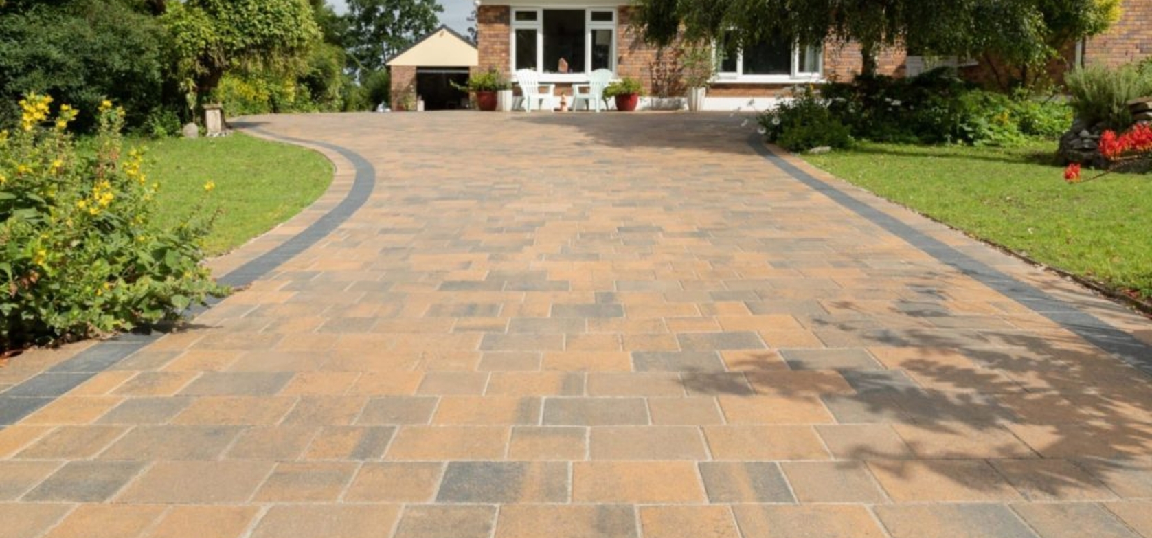 Thomond Harvest Blend & Charcoal Blend Paving