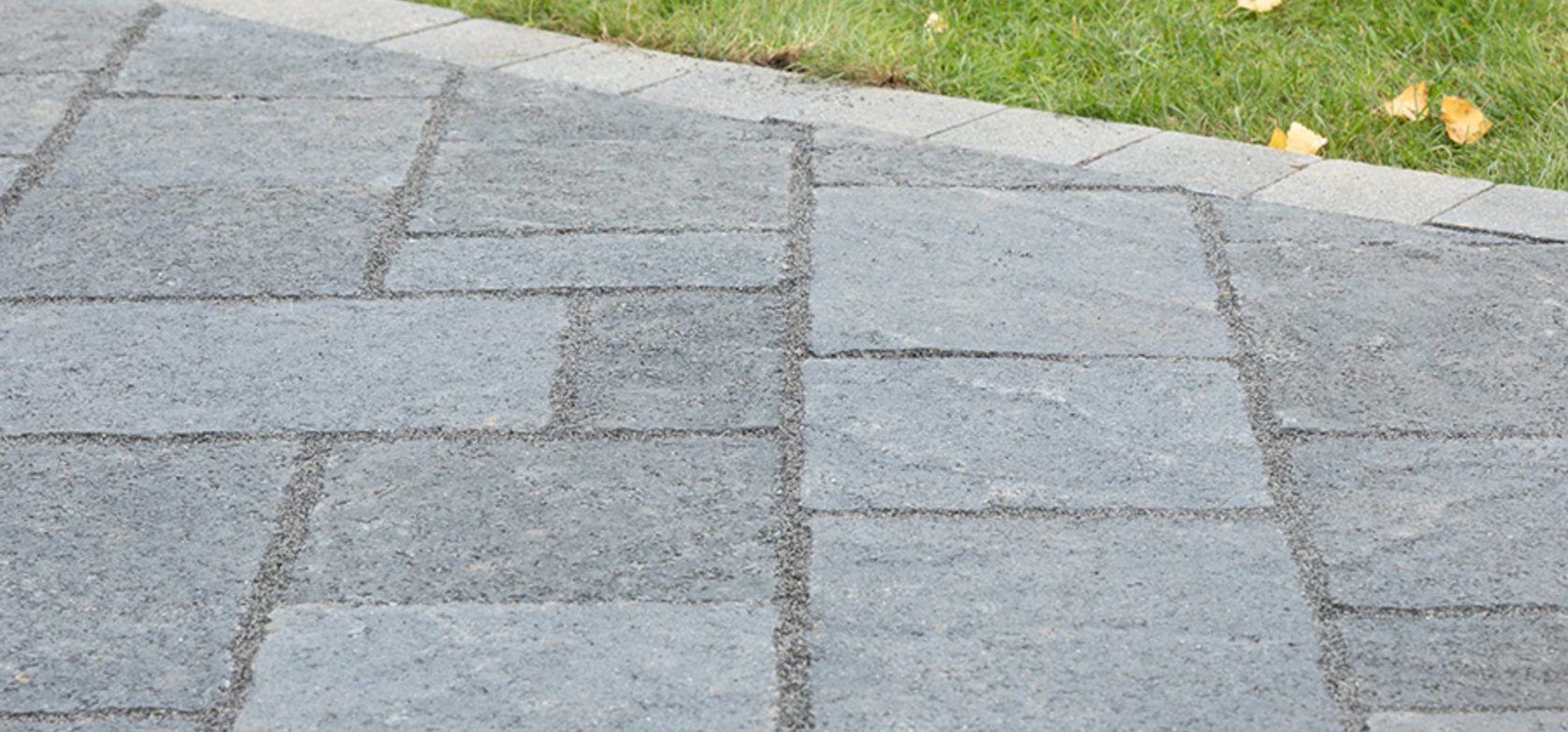 Urbana Charcoal Paving & Verona Setts Midnight