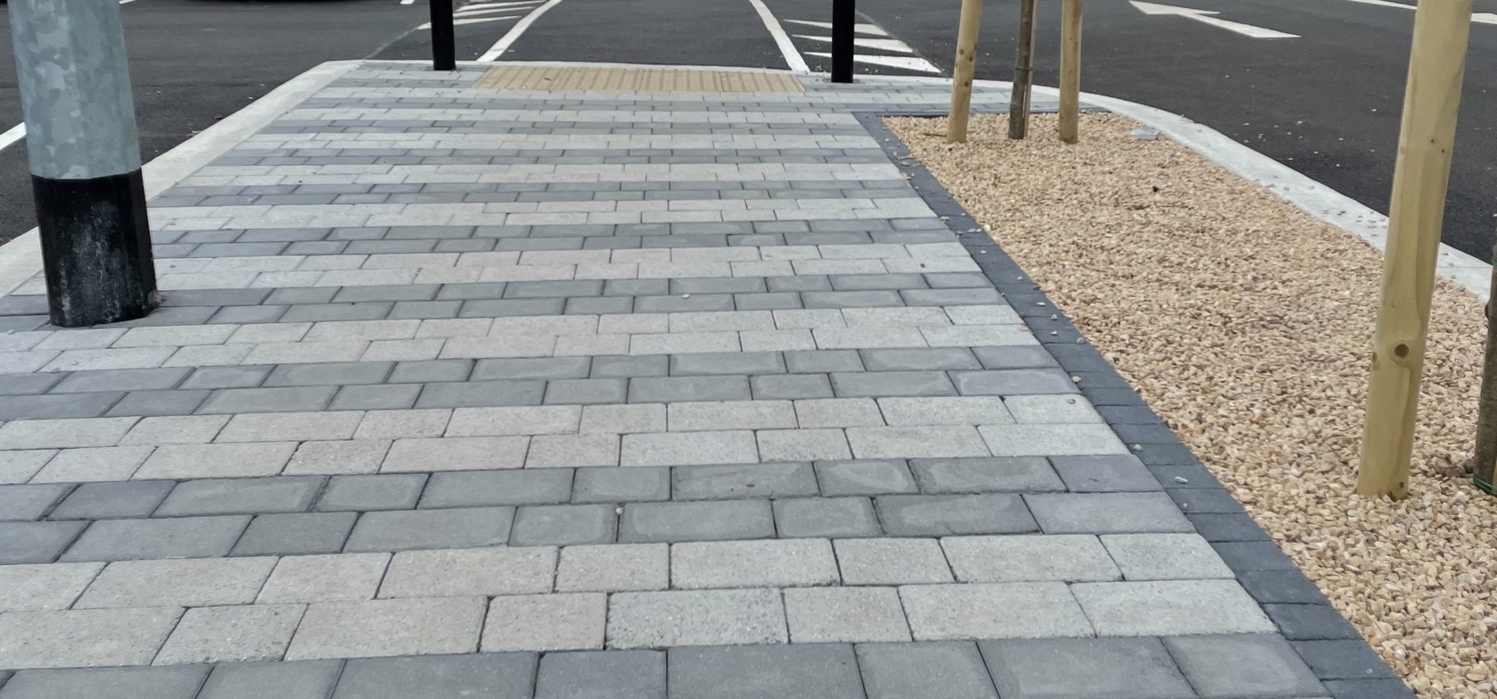 Verona Silver Granite & Midnight Paving